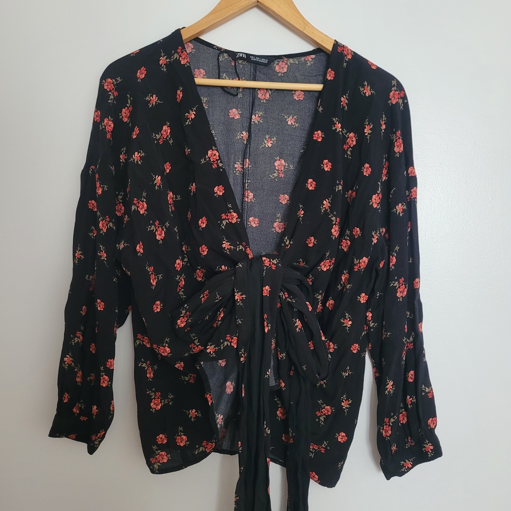 Zara Romantic Ditsy Floral Wrap Style Tie Front Blouse Black Pink Rose Size L